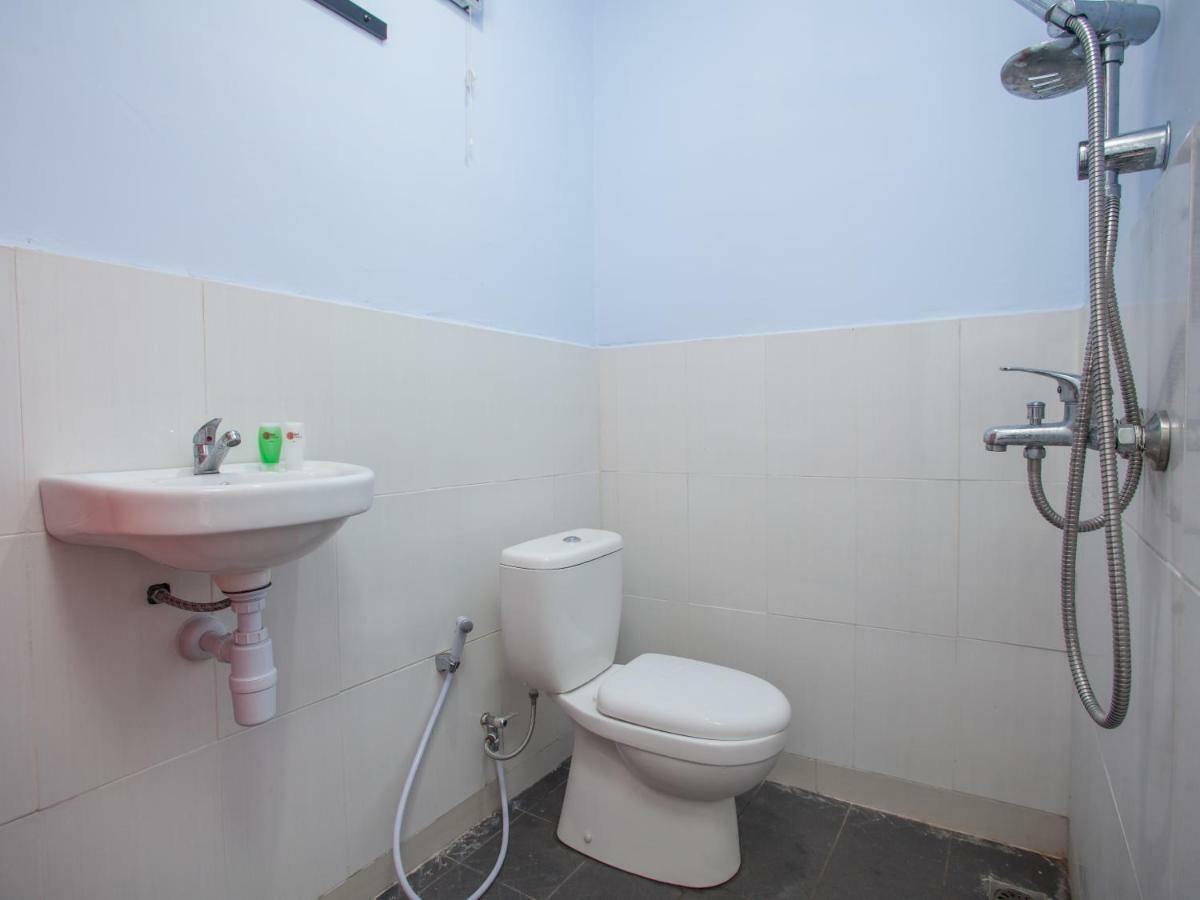 Reddoorz Near Banyuwangi Kota Train Station Otel Dış mekan fotoğraf